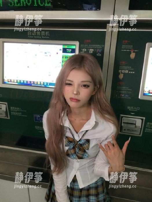 必看！17c吃瓜网站有多少人和我一样熬夜剥瓜？