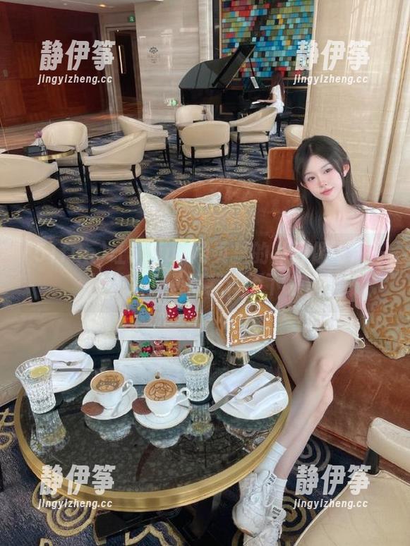 让51fun网页里的八卦像飞饼一样诱人，卷得我停不下来。