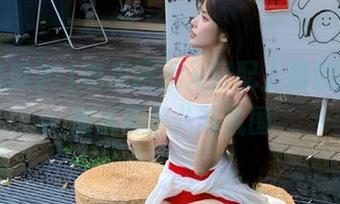 51吃瓜网页入口配上饥饿回忆，满屏都是八卦氛围