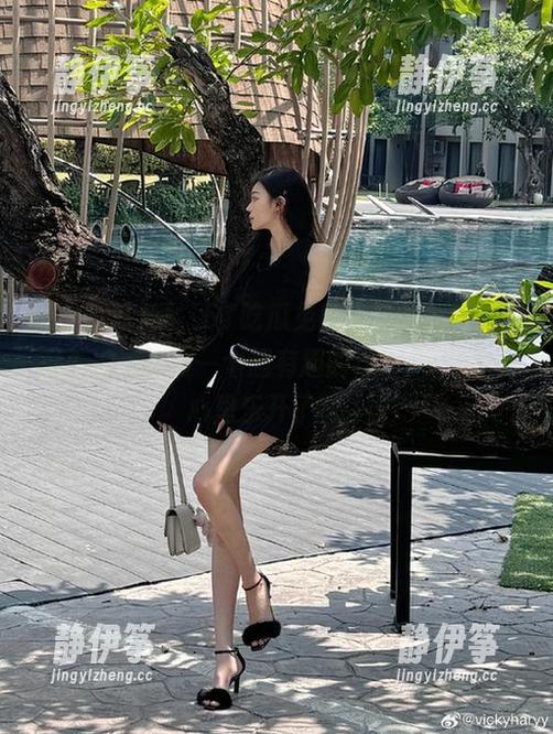 咦，51吃瓜免费入口的感觉就像意外被邀请到一个超有趣的party，让人心里乐开了花。