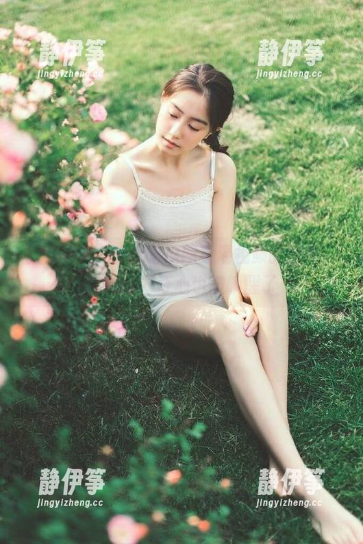 在51吃瓜网页混视频的时候，微妙的好奇心也被唤醒了