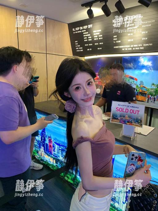 在51黑料网官网翻瓜，不小心刷到了我的沉默少女时代