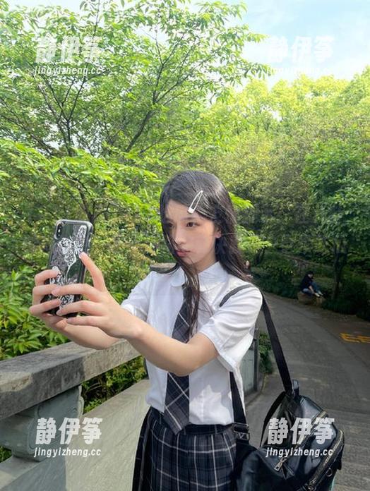 911吃瓜 911吃瓜,友情提示:在八卦的海洋中,永不迷路的秘诀就是…继续吃瓜!