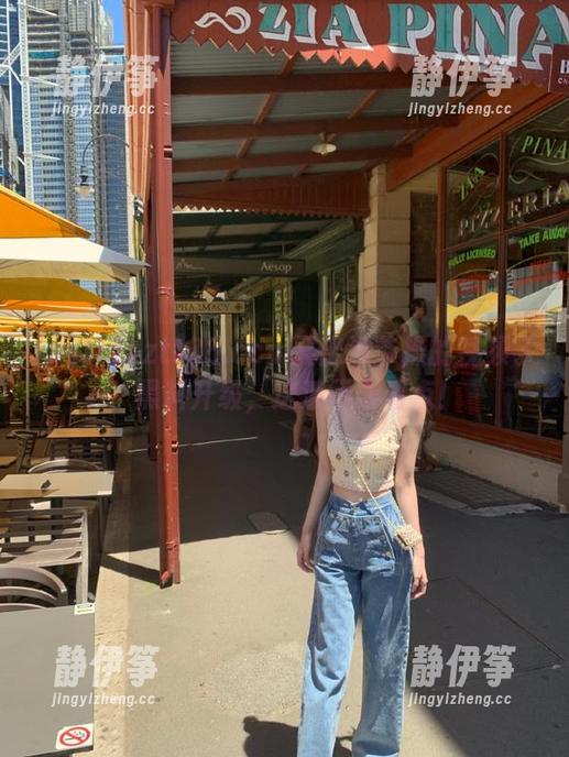 zztt88.ccm又出没节操的视频了，黑料升级，这波不缺看点！