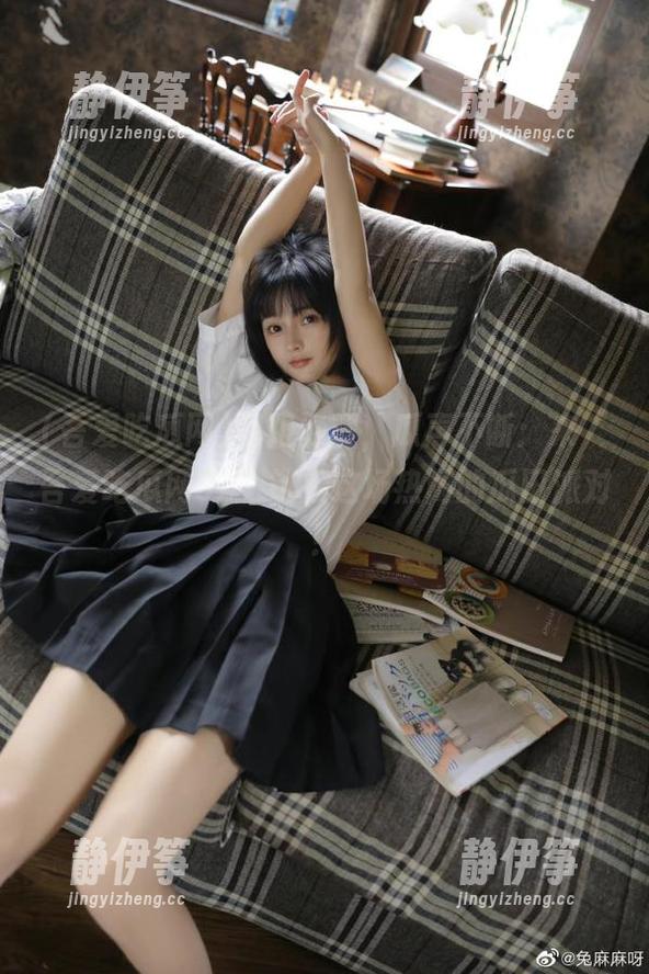 朝阳闪耀，瓜声不断：来“吾爱吃瓜网52”链接这场热闹的瓜田派对！