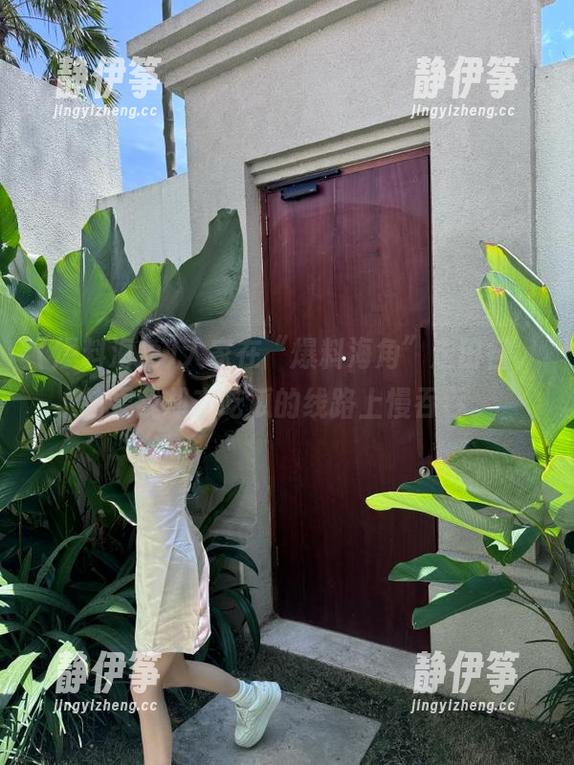 人家在“爆料海角”走田径，结果我却在吃瓜的线路上慢吞吞。