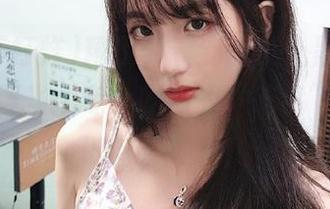 糟了，看到网页上黑料不打烊，又要当个专心吃瓜的“吃货”了，人设有点崩啊！