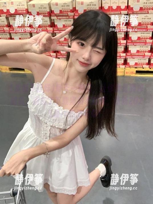 每天一颗瓜，让你惊讶到掉脑袋，别忘了下载黑料不打烊，最新2025最in热闻等你！
