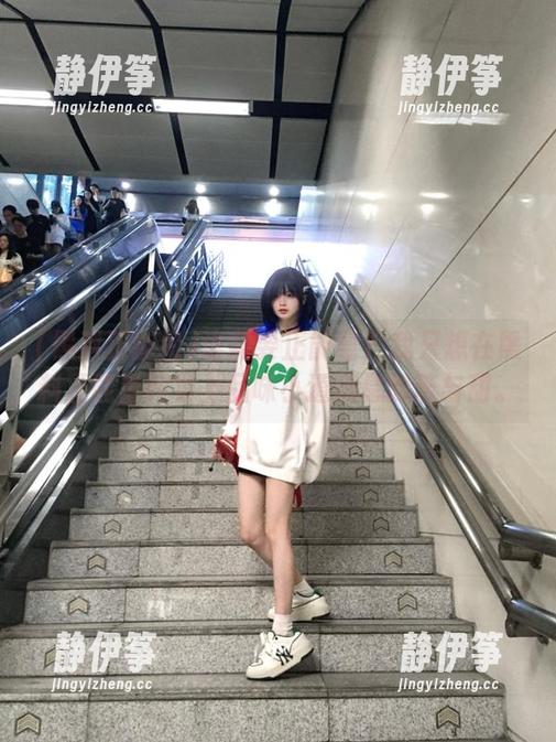 谁需要正能量？我只想在黑料正能量网页上品味小道消息的苦与甜。